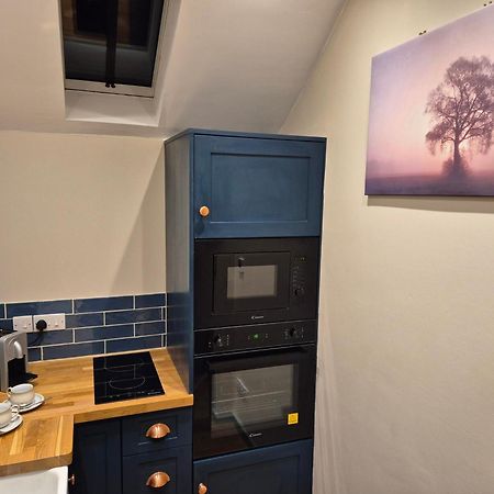 Charming 1 Bed Peak District Barn Conversion Foolow Exteriör bild