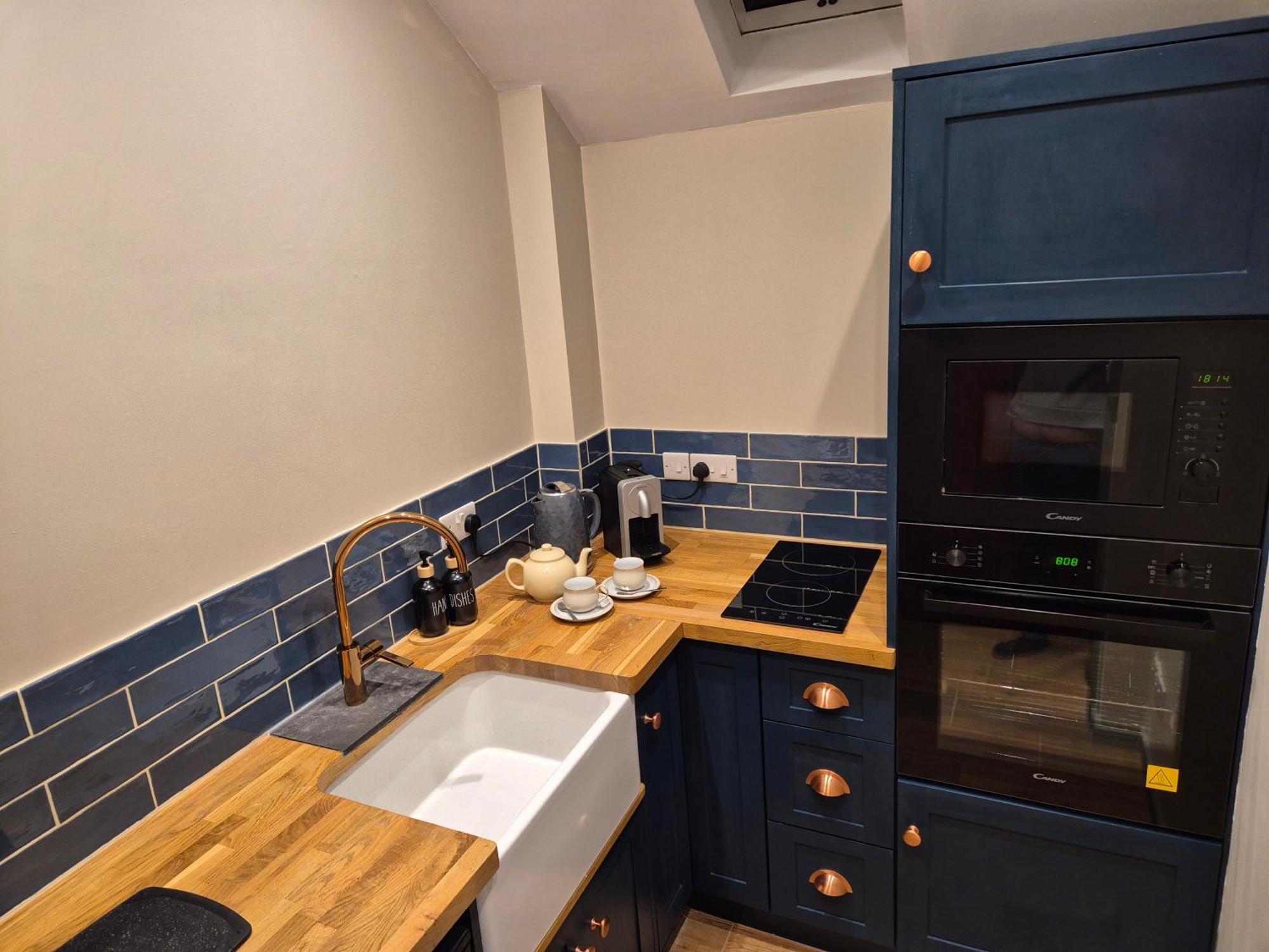 Charming 1 Bed Peak District Barn Conversion Foolow Exteriör bild